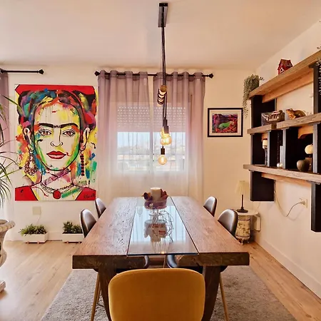 Sr Luxury Penthouse Apartment